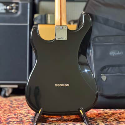 Fender Limited Edition Tom DeLonge Signature Stratocaster 2023 - Black image 6