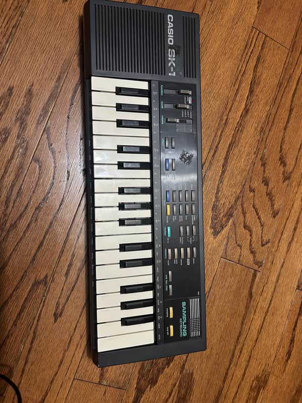 Casio SK-1 Vintage 1980s Sampling Keyboard – Tested & Working image 1