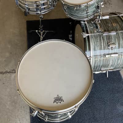 Ludwig Deluxe Club Date Drums 1963 - Blue Oyster Pearl image 5