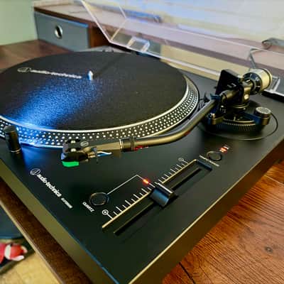 Audio-Technica AT-LP120XUSB Direct Drive Turntable with USB 2019 - Present - Black image 2