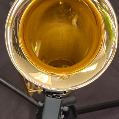 Yamaha YAS-52 Alto Saxophone image 10