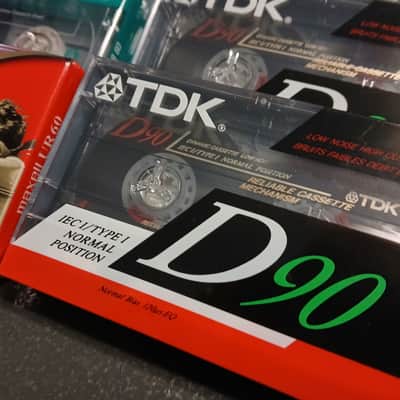 TDK/Maxell D90s and UR60s and one UR90 10 New tapes in total! D90 UR60 UR90 2000s - Black Green image 3