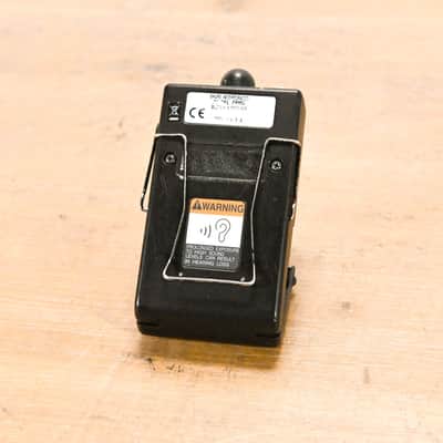 Shure P6HW Wired Bodypack Receiver CG011VV image 6