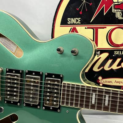 Gretsch Streamliner G2627T/GRG Semi-Hollow Body Electric Guitar image 3