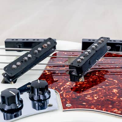 2006 Fender American Vintage '62 Jazz Bass Olympic White w/ Lindy Fralin Split Jazz Pickups image 20