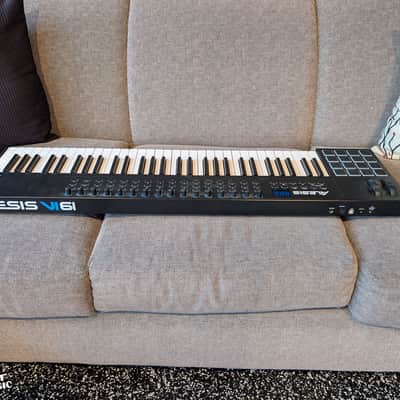 Alesis VI61 Midi Controller image 3