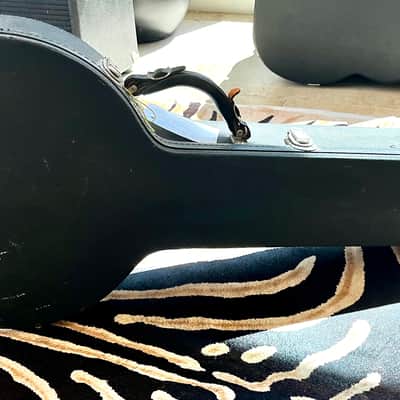 Gibson PB-100 4 String Plectrum Banjo Hardshell Case 1960’s - Bright Blue Plush Interior Lining with key image 19