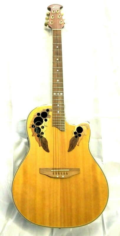 【美品】Ovation Celebrity Deluxe CC247 エレアコ Ovation CC247 Celebrity Deluxe | Reverb