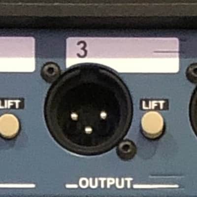 Radial SW8 USB image 2