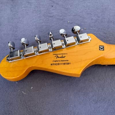 Squier Vintage Modified Surf Stratocaster 2012 - Surf Green image 5