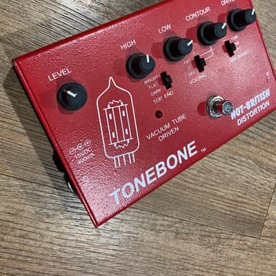 Tonebone Hot British 2000 - Red image 2
