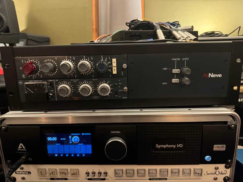 Vintage 1073 Mic pre and 2264 reissue Compressor image 1