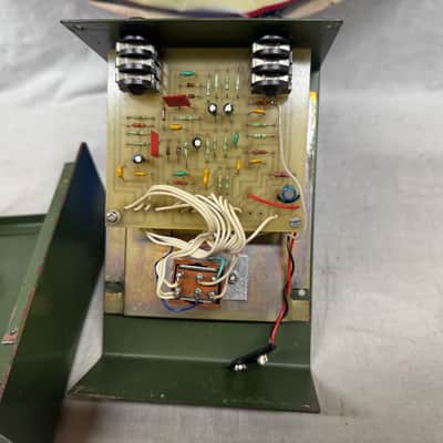 Electro-Harmonix x Sovtek " Green Russian " Big Muff π Pi version 7C 3rd Edition Distortion Fuzz Pedal with Original Wood Box - BM-1-01.00.001 ~2000 - Bubble Font / 6-Screw Chassis image 15