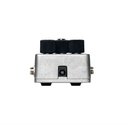 Electro Harmonix Percolator Harmonic Saturator Overdrive/Fuzz - Distortion for Guitars image 8