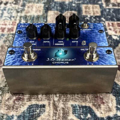 Rivera 3D Shaman Chorus / Vibrato Guitar Effect Pedal! image 2