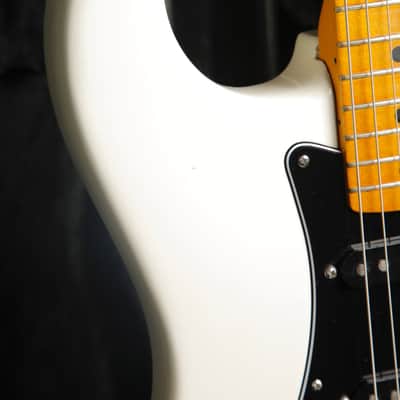 Fender 1979 Stratocaster White Vintage Electric Guitar Pre-Owned image 8