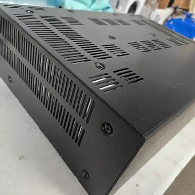TOA Electronics P-924MK2 UL 240 Watt Single Channel Power Amplifier image 11