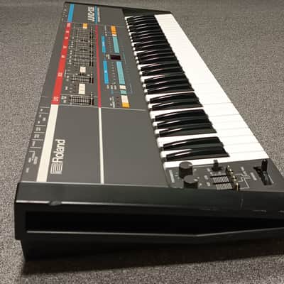 Roland Juno-106 image 6
