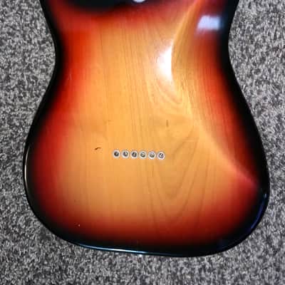 Vintage 1973 fender Stratocaster maple Fretboard electric.guitar hardtail  made in the usa  Sunburst image 6