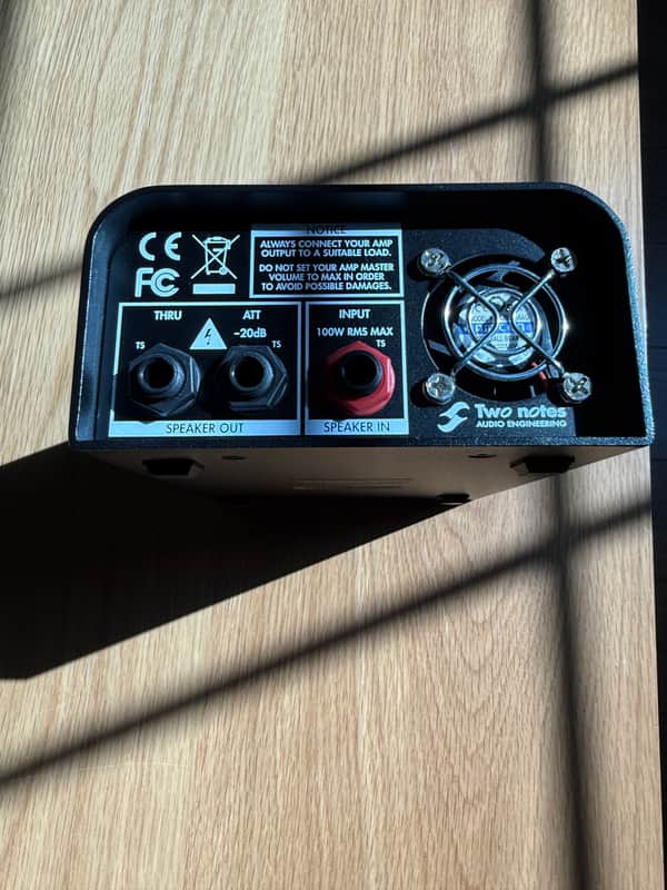 Two Notes Torpedo Captor Loadbox / Attenuator / DI - 16 Ohm 2010s - Black image 1