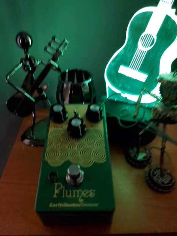 EarthQuaker Devices Plumes Signal Shredder
