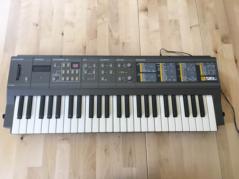Siel DK70 mid 80's Analog 8 voice Poly Synth SSM 2045 VCF image 1