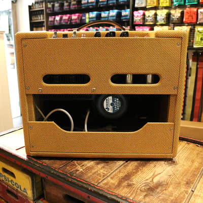 Fender '57 Deluxe Amp Reissue 12-Watt 1x12" Guitar Combo 2007 - 2011 - Lacquered Tweed image 5