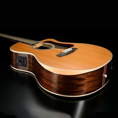 Walden G633RCE-G Natura Solid Cedar Top/Ovangkol Maple Armrest Grand Auditorium Acoustic Cutaway-Electric Gloss Natural w/Gigbag image 3