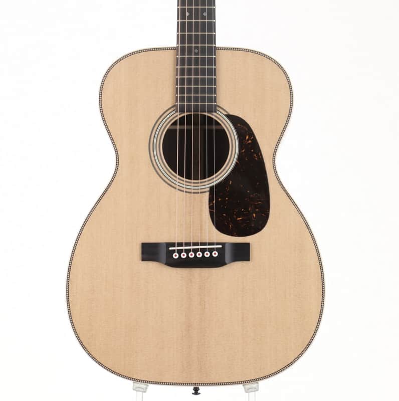 Martin 00-28 MODERN DELUXE
