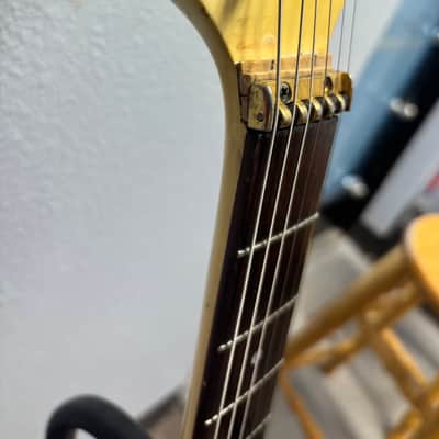 Aria Pro II XX Deluxe V Shape Yngwie Inspired added Gibson Pickup - Off white image 4