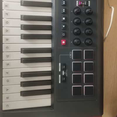 Clavier maître MIDI Novation Impulse 49 – Très bon état + boîte image 3