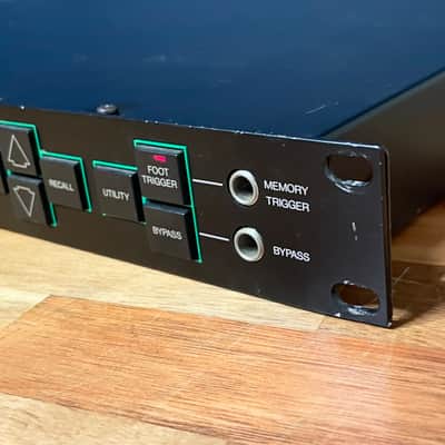 Yamaha SPX90 II Digital Sound Processor - Black image 4