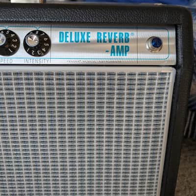 Fender '68 Custom Deluxe Reverb 2-Channel 22-Watt 1x12" Guitar Combo 2013 - Present - Black image 4