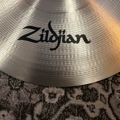 Zildjian 18" A Series Symphonic Germanic Cymbal (pair) image 3