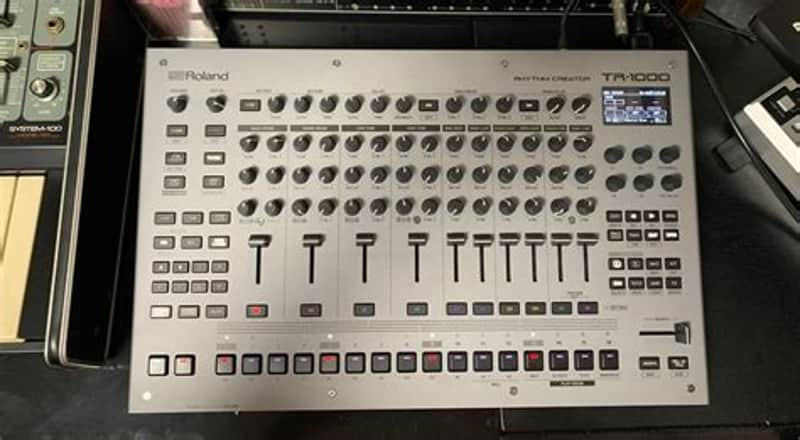 Roland TR-1000 Rhythm Creator 2025 - Present - Silver Bild 1