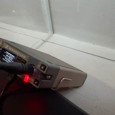 Sennheiser EK 6042 Dual-Channel Slot-Mount Wireless Receiver (470 to 653 MHz) image 3