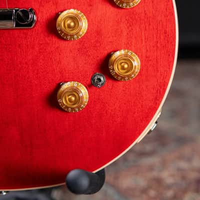 Gibson Warren Haynes Les Paul Standard Electric Guitar - Sixties Cherry with Hardshell Case - Demo image 11