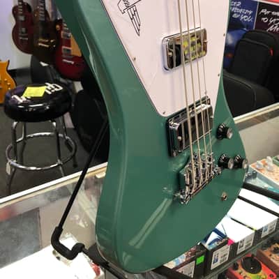 Gibson Thunderbird Bass Guitar - Inverness Green with Non-reverse Headstock image 5