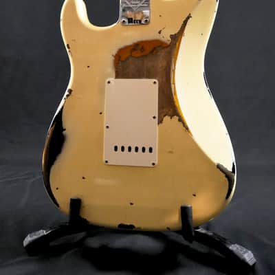 B2 61 Strat Heavy Relic - AVWH/3TSB image 4