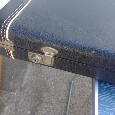 Fender Bass Hard Case Tail Logo 1966 / 1971 - Black image 3