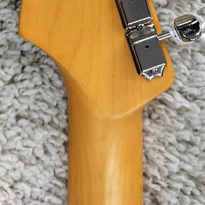 Fender Lincoln Brewster Stratocaster®, Maple Fingerboard, Olympic Pearl Finish image 7