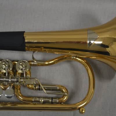Fliscorno de cilindros Miraphone 24R en perfecto estado. image 3
