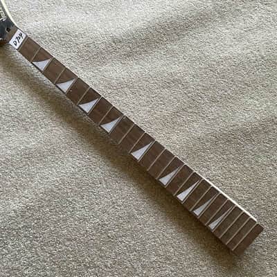 Jackson 4 String Bass Maple Wood Neck, Rosewood Fretboard image 3