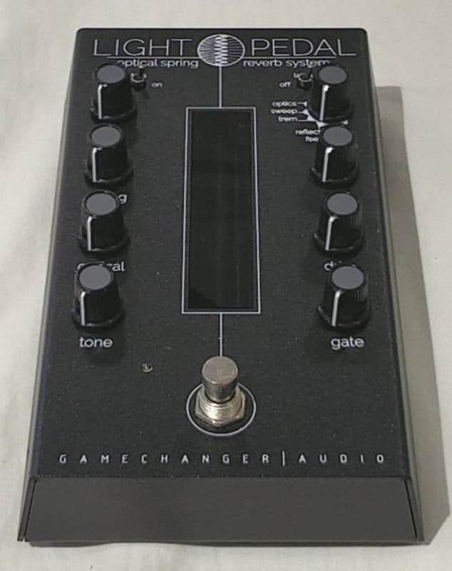 Gamechanger Audio Light Pedal