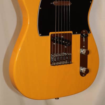 Fender FSR Standard Telecaster Ash Butterscotch Blonde with tweed case used 2011 MIM image 8