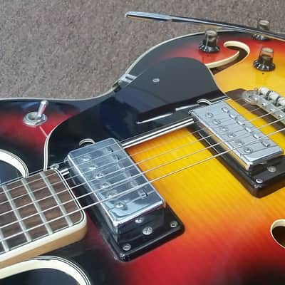 70's Univox Coily U1825 ES 335 size thinline hollowbody 3-Tone Sunburst image 5
