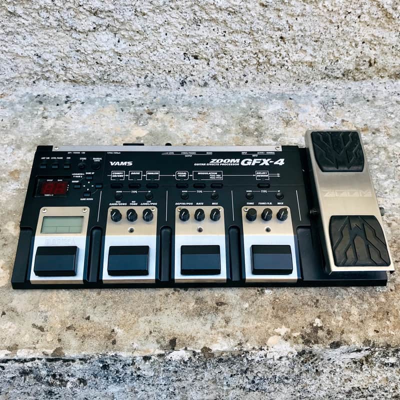 ZOOM GFX-4 ギターエフェクター GFX-4 Guitar Effects Processor | Zoom