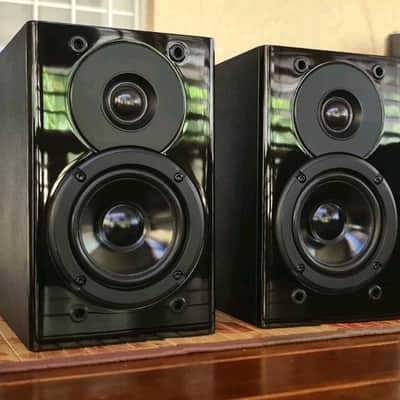 Yamaha NX-E700 2-Way Bookshelf Speakers Piano Black | Reverb