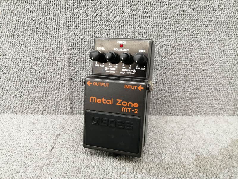Boss MT-2
