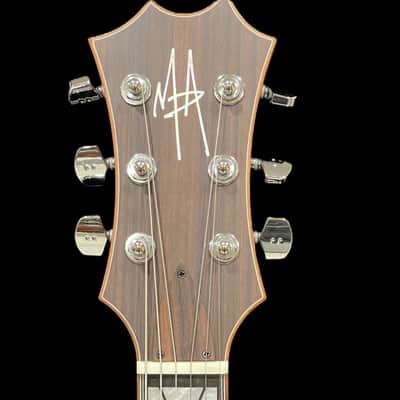 Maxey Archtop Lark Natural image 3